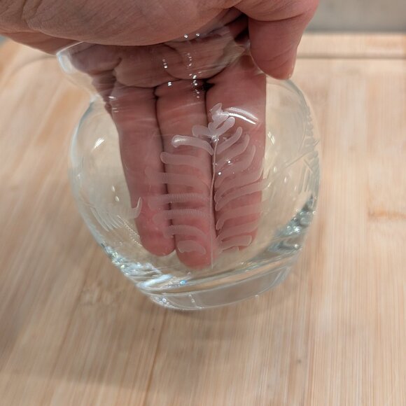 Jelly Sugar Glass Jar Decorated with Etched Leaves - Picture 5 of 7